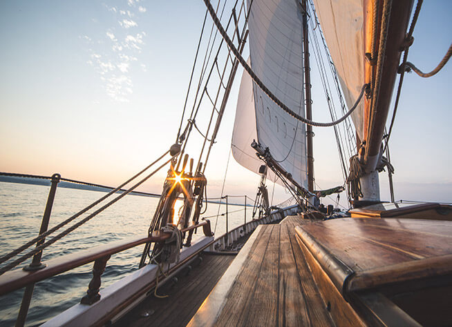 Nies Yatching - Bareboat